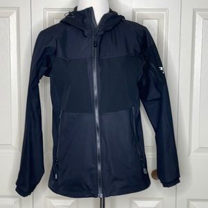 Arc’teryx black hooded fleece lined jacket